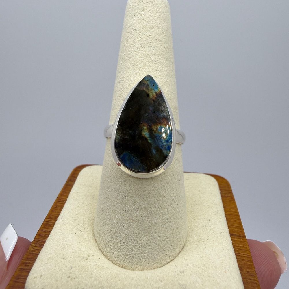 Stunning 20x11mm pear shaped Labradorite cabochon ring in sterling‎ silver! - Picture 11 of 15